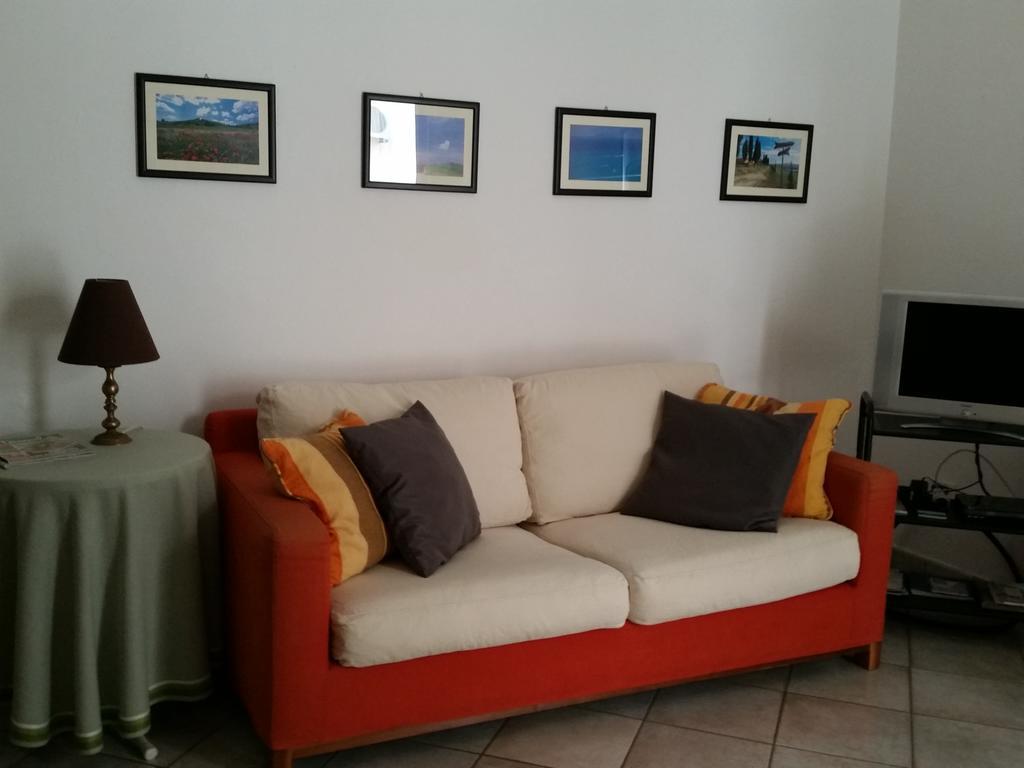 Terrasini Siracasa Apartamento Quarto foto