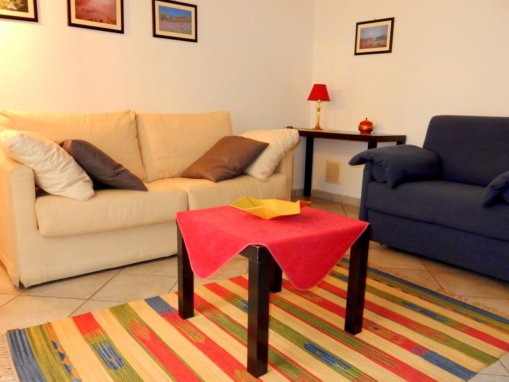 Terrasini Siracasa Apartamento Quarto foto